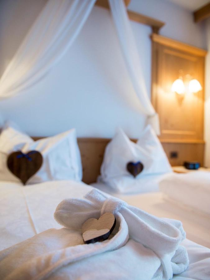 Hotel Cosmea 4 Stars - Your Dolomites Experience Ortisei Esterno foto